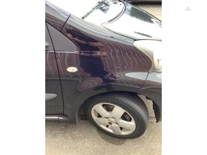 Gebruikte Scherm rechts-voor Toyota Aygo (B10) 1.0 12V VVT-i Prijs € 100,00 Margeregeling aangeboden door Verhoef Cars & Parts