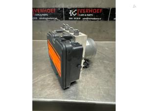 Gebruikte ABS Pomp Toyota ProAce City 1.5 D-4D 100 Prijs € 332,75 Inclusief btw aangeboden door Verhoef Cars & Parts