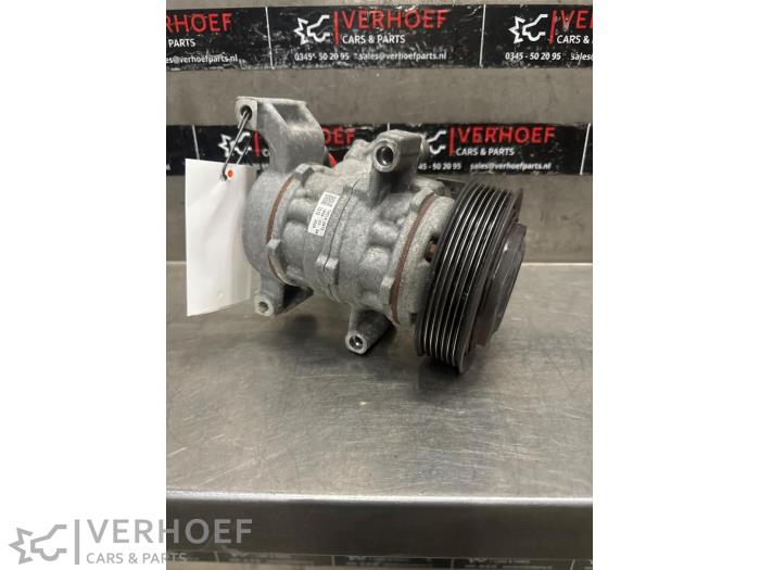 Gebruikte Aircopomp Toyota Hilux V/VI 2.4 D4D-F 16V 4x4 Prijs op aanvraag aangeboden door Verhoef Cars & Parts