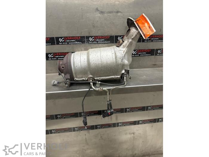 Gebruikte Roetfilter Toyota Hilux V/VI 2.4 D4D-F 16V 4x4 Prijs op aanvraag aangeboden door Verhoef Cars & Parts