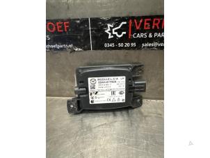 Gebruikte Radar sensor Mazda CX-3 (DJ/DK) 2.0 SkyActiv-G 120 Prijs € 200,00 Margeregeling aangeboden door Verhoef Cars & Parts