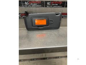 Gebruikte Zonneklep Mercedes A (W176) 1.6 A-180 16V Prijs € 30,00 Margeregeling aangeboden door Verhoef Cars & Parts