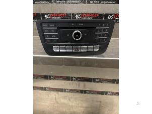 Gebruikte Regelunit Multi Media Mercedes A (W176) 1.6 A-180 16V Prijs € 350,00 Margeregeling aangeboden door Verhoef Cars & Parts