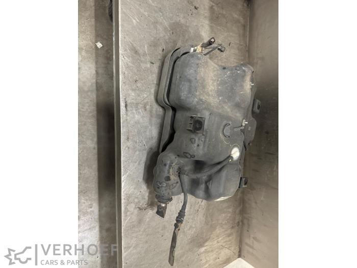 Gebruikte Ureumreservoir Opel Vivaro 1.6 CDTi BiTurbo Prijs € 363,00 Inclusief btw aangeboden door Verhoef Cars & Parts