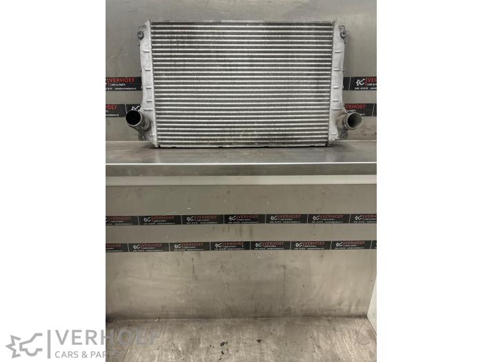 Gebruikte Intercooler Toyota Corolla Verso (R10/11) 2.2 D-4D 16V Prijs € 70,00 Margeregeling aangeboden door Verhoef Cars & Parts