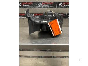 Gebruikte Kachel Ventilatiemotor Saab 9-3 II (YS3F) 2.0T 16V Prijs € 75,00 Margeregeling aangeboden door Verhoef Cars & Parts