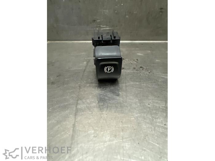 Gebruikte Handrem schakelaar Opel Meriva (B) 1.4 Turbo 16V Ecotec Prijs op aanvraag aangeboden door Verhoef Cars & Parts
