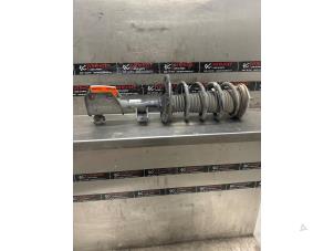 Gebruikte Mac Phersonpoot links-voor MAN TGE 2.0 TDI Prijs € 181,50 Inclusief btw aangeboden door Verhoef Cars & Parts