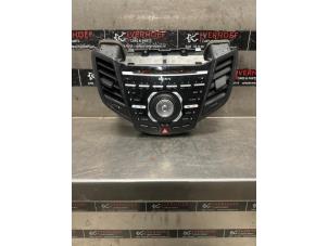 Gebruikte Regelunit Multi Media Ford Fiesta 6 (JA8) 1.0 EcoBoost 12V 125 Prijs € 100,00 Margeregeling aangeboden door Verhoef Cars & Parts