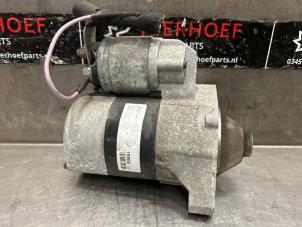 Gebruikte Startmotor Renault Twingo II (CN) 1.2 16V Prijs € 35,00 Margeregeling aangeboden door Verhoef Cars & Parts
