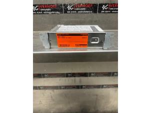 Gebruikte Radio module BMW 2 serie Active Tourer (F45) 225xe iPerformance 1.5 TwinPower Turbo 12V Prijs op aanvraag aangeboden door Verhoef Cars & Parts