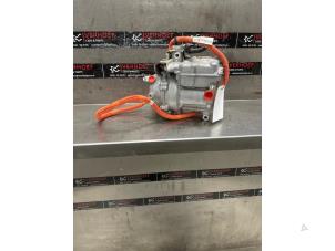 Gebruikte Aircopomp Mitsubishi Outlander (GF/GG) 2.4 16V PHEV 4x4 Prijs € 300,00 Margeregeling aangeboden door Verhoef Cars & Parts