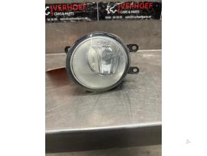 Gebruikte Mistlamp links-voor Toyota Prius (ZVW3) 1.8 16V Prijs € 25,00 Margeregeling aangeboden door Verhoef Cars & Parts