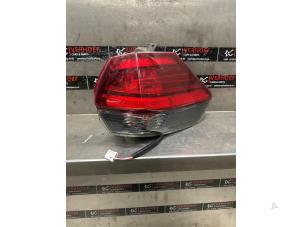 Gebruikte Achterlicht rechts Nissan X-Trail (T32) 1.6 DIG-T 16V Prijs op aanvraag aangeboden door Verhoef Cars & Parts