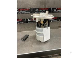 Gebruikte Benzinepomp Peugeot 508 SW (8E/8U) 1.6 VTI 16V Prijs € 75,00 Margeregeling aangeboden door Verhoef Cars & Parts