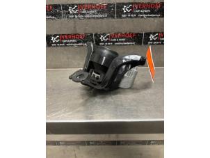 Gebruikte Motorsteun Toyota Aygo X 1.0 12V VVT-i Prijs € 65,00 Margeregeling aangeboden door Verhoef Cars & Parts