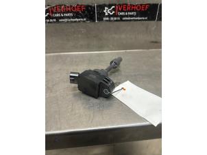 Gebruikte Bobine Toyota Aygo X 1.0 12V VVT-i Prijs € 20,00 Margeregeling aangeboden door Verhoef Cars & Parts