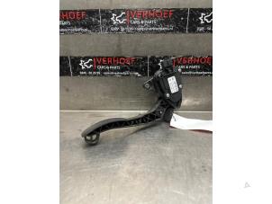 Gebruikte Sensor Gaspedaalpositie Opel Movano 2.3 CDTi 16V FWD Prijs op aanvraag aangeboden door Verhoef Cars & Parts
