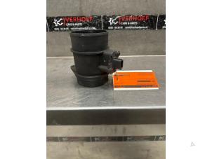 Gebruikte Luchthoeveelheidsmeter Opel Movano 2.3 CDTi 16V FWD Prijs op aanvraag aangeboden door Verhoef Cars & Parts