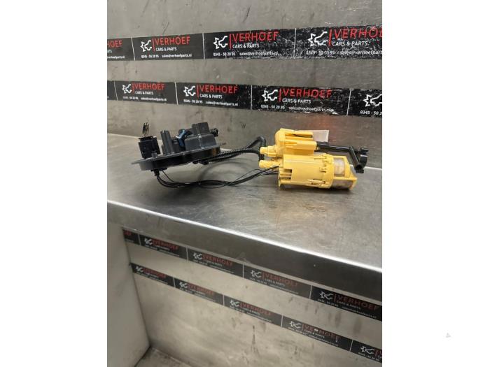 Dieselpomp van een Mercedes-Benz C Estate (S205) C-220 CDI BlueTEC, C-220 d 2.2 16V 2016