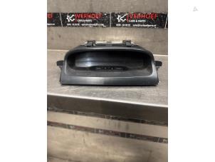 Gebruikte Display Interieur Toyota Land Cruiser (J12) 3.0 D-4D 16V Prijs op aanvraag aangeboden door Verhoef Cars & Parts