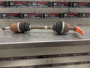 Gebruikte Aandrijfas links-voor Alfa Romeo MiTo (955) 1.4 Turbo Multi Air 16V Prijs € 40,00 Margeregeling aangeboden door Verhoef Cars & Parts