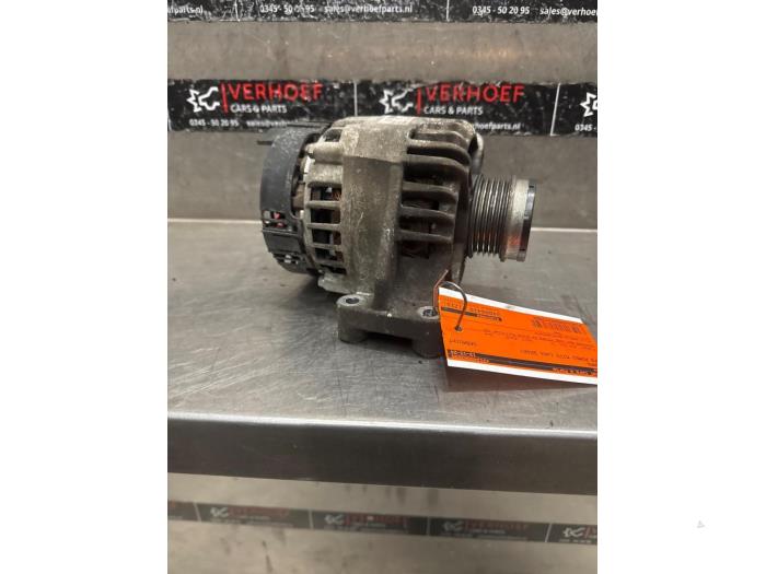 Dynamo van een Alfa Romeo MiTo (955) 1.4 Turbo Multi Air 16V 2010