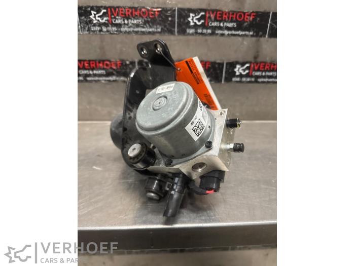 Gebruikte ABS Pomp Hyundai Ioniq 1.6 GDI 16V Hybrid Prijs € 275,00 Margeregeling aangeboden door Verhoef Cars & Parts
