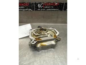 Gebruikte Vacuumpomp (Benzine) Mercedes A (W176) 1.6 A-180 16V Prijs € 50,00 Margeregeling aangeboden door Verhoef Cars & Parts