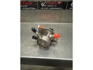 Gebruikte Hogedrukpomp Citroen C4 Grand Picasso (3A) 1.2 12V PureTech 130 Prijs € 125,00 Margeregeling aangeboden door Verhoef Cars & Parts