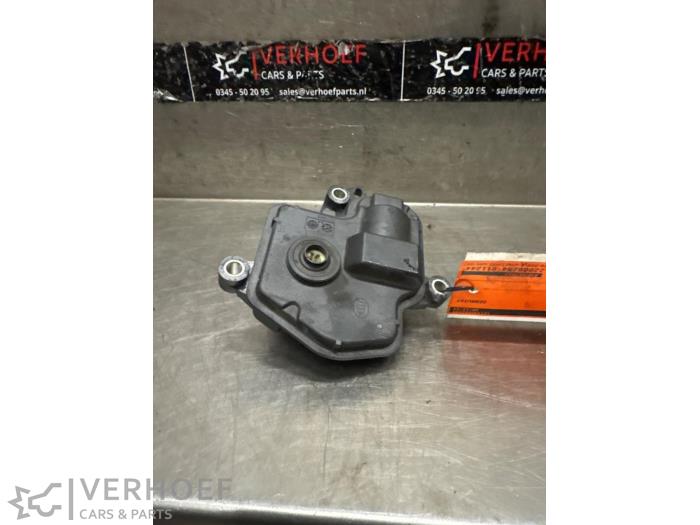 Gebruikte Waterpomp Volkswagen Golf VII (AUA) 1.5 TSI Evo BMT 16V Prijs € 25,00 Margeregeling aangeboden door Verhoef Cars & Parts