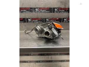 Gebruikte Turbo Peugeot 2008 (CU) 1.2 12V e-THP PureTech 110 Prijs € 350,00 Margeregeling aangeboden door Verhoef Cars & Parts