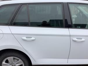Gebruikte Deur 4Deurs rechts-achter Skoda Fabia III Combi (NJ5) 1.0 TSI 12V Prijs € 400,00 Margeregeling aangeboden door Verhoef Cars & Parts