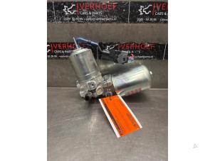 Gebruikte Rembooster Toyota Camry (VH7) 2.5 Hybrid 16V Prijs op aanvraag aangeboden door Verhoef Cars & Parts