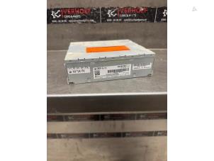 Gebruikte Radio Audi A4 Avant (B8) 1.8 TFSI 16V Prijs € 250,00 Margeregeling aangeboden door Verhoef Cars & Parts