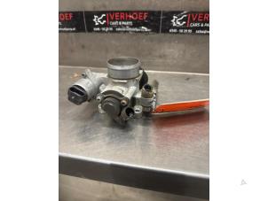 Gebruikte Gasklephuis Chevrolet Spark (M300) 1.2 16V Prijs € 75,00 Margeregeling aangeboden door Verhoef Cars & Parts