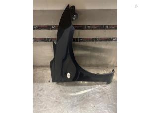 Gebruikte Spatbord rechts-voor Suzuki Swift (ZA/ZC/ZD) 1.2 16V Prijs op aanvraag aangeboden door Verhoef Cars & Parts