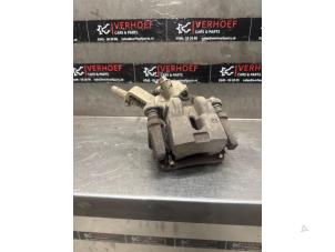 Gebruikte Remklauw (Tang) links-achter Suzuki Swift (ZA/ZC/ZD) 1.2 16V Prijs € 40,00 Margeregeling aangeboden door Verhoef Cars & Parts