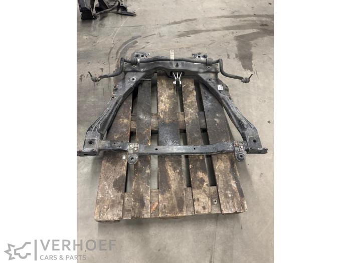 Gebruikte Subframe Opel Karl 1.0 12V Prijs € 100,00 Margeregeling aangeboden door Verhoef Cars & Parts