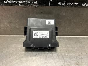 Gebruikte PDC Module Opel Karl 1.0 12V Prijs € 40,00 Margeregeling aangeboden door Verhoef Cars & Parts