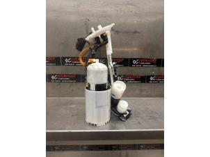 Gebruikte Benzinepomp Porsche 911 (991) 3.0 24V Carrera GTS Prijs op aanvraag aangeboden door Verhoef Cars & Parts