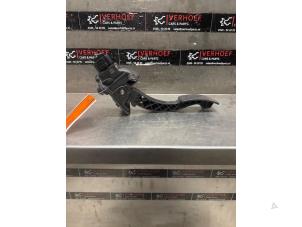 Gebruikte Gaspedaalpositie Sensor Mitsubishi Outlander (GF/GG) 2.0 16V PHEV 4x4 Prijs € 25,00 Margeregeling aangeboden door Verhoef Cars & Parts