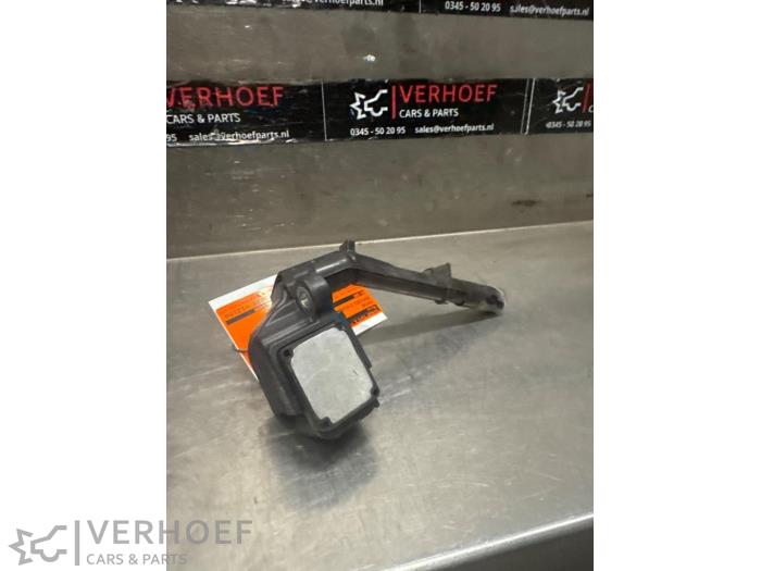 Gebruikte Bobine Mercedes E (W213) E-200 2.0 Turbo 16V Prijs € 20,00 Margeregeling aangeboden door Verhoef Cars & Parts