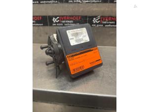 Gebruikte ABS Pomp Mercedes E (W213) E-200 2.0 Turbo 16V Prijs € 350,00 Margeregeling aangeboden door Verhoef Cars & Parts