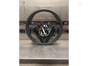 Gebruikte Stuurwiel Toyota Yaris III (P13) 1.5 16V Hybrid Prijs € 100,00 Margeregeling aangeboden door Verhoef Cars & Parts