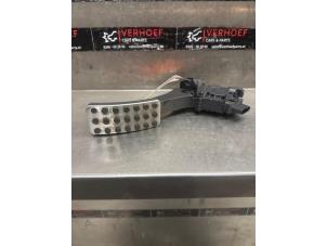 Gebruikte Sensor Gaspedaalpositie Mercedes A Limousine (177.1) 1.3 A-200 Turbo Prijs € 45,00 Margeregeling aangeboden door Verhoef Cars & Parts