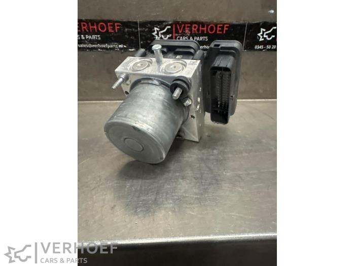 Gebruikte ABS Pomp Mercedes A Limousine (177.1) 1.3 A-200 Turbo Prijs € 175,00 Margeregeling aangeboden door Verhoef Cars & Parts