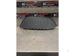 Gebruikte Bumperdeel rechts-voor Mercedes C (W205) C-250 2.0 CGI 16V Prijs € 20,00 Margeregeling aangeboden door Verhoef Cars & Parts