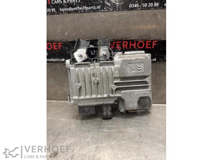 Gebruikte Start/Stop computer Citroen C3 Aircross I (2C/2R) 1.2 e-THP PureTech 110 Prijs € 50,00 Margeregeling aangeboden door Verhoef Cars & Parts