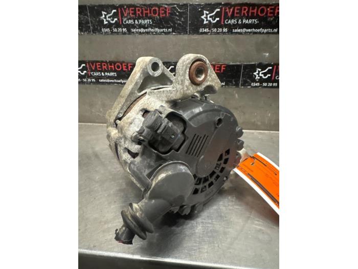 Dynamo van een Opel Mokka/Mokka X 1.4 Turbo 16V 4x2 2016